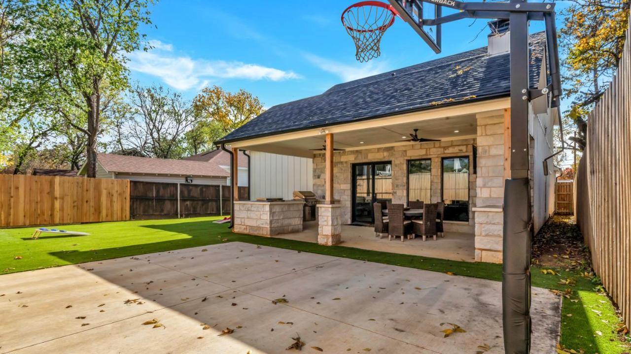 Luxury Gameroom/Basketball Hoop 알링턴 외부 사진